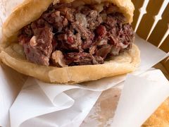 精品火烧-闫家驴肉老店(华电一校店)