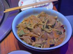 -山河屯铁锅炖(哈西站店)