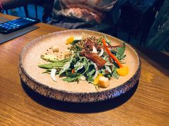 甜橙脆火腿沙拉-造精酿餐厅