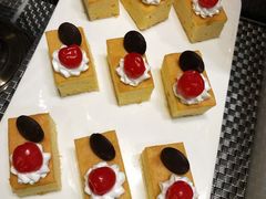 -小天鹅戴斯酒店鲸鲨百汇创作料理