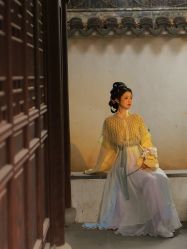 -一揽芳华汉服旗袍体验馆(拙政园店)