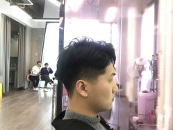 -ON STAR SALON
