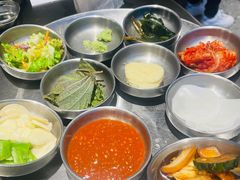 小菜-韩山葵烤肉(太古里店)