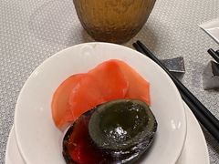 松花皮蛋配酸薑-镛记酒家