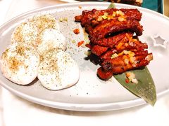 鸿运仔排-弄堂里(西溪龙湖天街店)