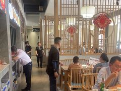 -严记小天府酸菜鱼(西四路店)