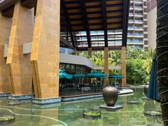 -三亚湾海居铂尔曼度假酒店