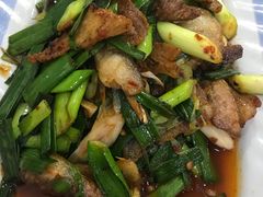 蒜苗回锅肉-雨田饭店(华兴东街店)
