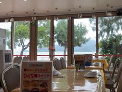 -鹏城人家海鲜酒家·23年老字号(较场尾店)
