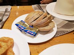 全麦面包-兰特伯爵西餐厅·啤酒屋(方庄店)