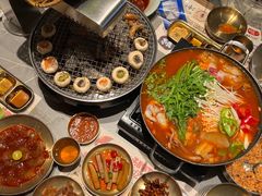 -草家酱蟹炭火烤肉店(珲春南路一店)
