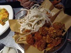 双拼炸鸡-富乐满韩国正宗炸鸡韩国料理(虹泉路店)