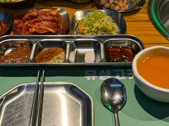 -唯成•韩国炭火烤肉 유성고기