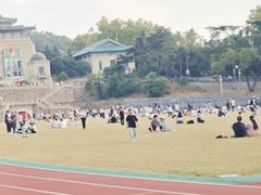 -武汉大学风雨操场