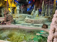 -泉城欧乐堡戏水湾艺术养生温泉