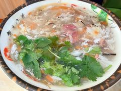 -正宗开封黄家灌汤小笼包子