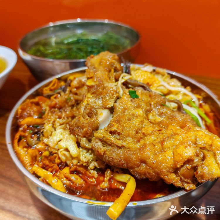 魔都探店｜周成芝螺蛳粉🍜