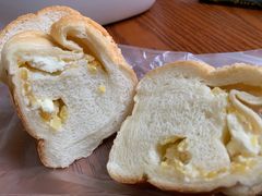酸奶凤梨小吐司-沁屋面包店(人民东路店)