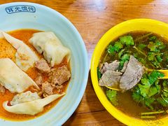正宗牛肉汤-潘国仙耳光馄饨(黄家阙路店)