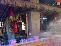 -鱼窝棚柴火铁锅炖(富山屯店)