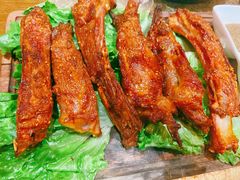 -迪拜杭州风味音乐餐厅(杭州首店 湖滨步行街店)