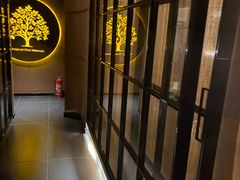 -泰·菩提树下[泰式按摩x精油SPAx肩颈头疗](新景店)