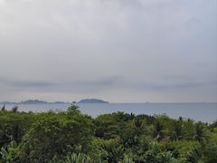 -三亚湾海居铂尔曼度假酒店