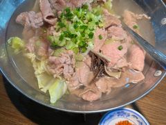 -肖四女乐山跷脚牛肉(南汇大学城生活广场店)