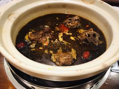 -亿诣蝎府炸酱面羊蝎子火锅(酷车小镇店)