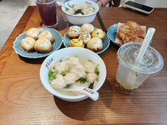 -鑫震源·苏式大虾生煎(山塘街店)