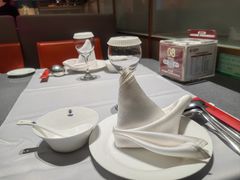 -红鼎豆捞·非遗鲍皇汤火锅(宝丰路店)