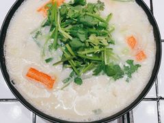 -肥汁米蘭香港米线(长宁来福士店)