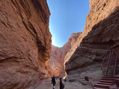 -天山神秘大峡谷