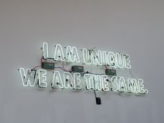 -UNI UNI(环亚凯瑟琳店)