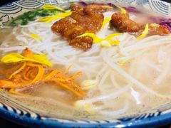 招牌鲜花米线（花鲜）-阿婆情腊排骨火锅(饮玉巷店)