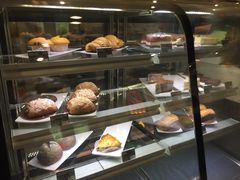 面包甜点陈列柜-太平洋咖啡(五月花店)