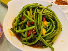 -马尔龙新疆饭店·清真(瑞景店)