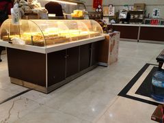 面包甜点陈列柜-清真全盛斋传统糕点(许士庙店)