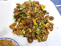 -小柒家第一锹东北菜(城关店)
