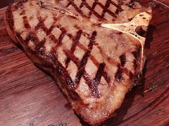 -恰餐厅及酒吧 CHAR Bar & Grill (北京丽都皇冠假日店)