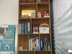 -瑞派雷欧宠物医院·中兽医·眼科·急重症转诊中心(黄台店)