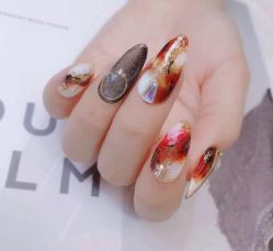 -进巍美甲