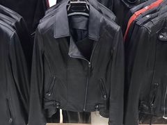 -肃宁华斯国际裘皮城
