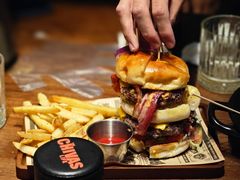 双重芝士汉堡-THE CORNER角落