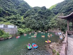 -安吉龙王山峡谷漂流