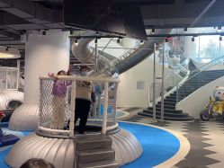 -MINI MARS KIDS CLUB亲子家庭中心(杨浦黄兴店)