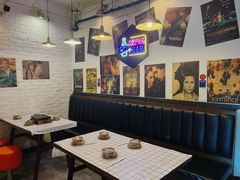 -狮龙啤酒烧烤屋(建二路店)