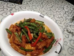 土豆烧豆角-巴特餐饮6加1音乐餐吧·新疆菜
