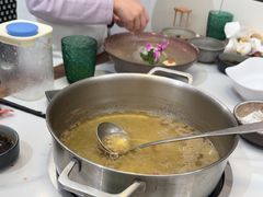 -喃喃椰·糟粕醋·椰子鸡火锅(七堡花园店)