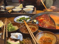 -萍姐火锅·公路夜市(武汉首店)